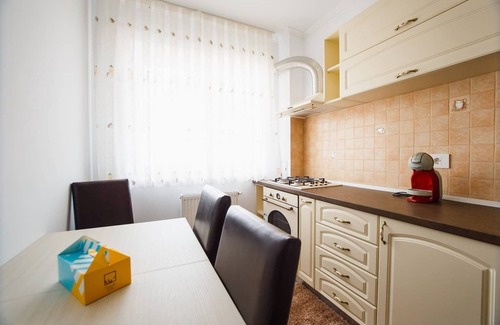 Oradea Apartment | Bright & Elegant Central Apartment