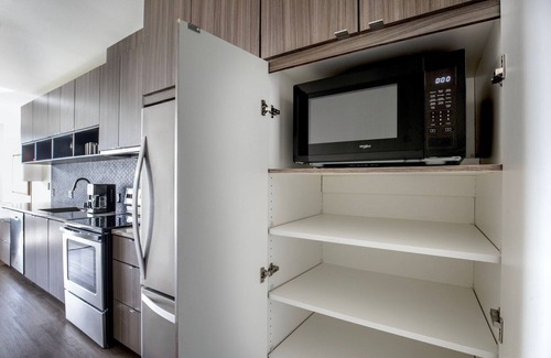 Yesler Terrace Apartment | Bright First Hill Jr 1BR w/Gym, Lounge & BBQ, nr Park, by Blueground