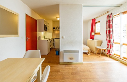 Saint-Francois-Longchamp Apartment | Bright apartment in St-François-Longchamp, 2 bedrooms, ski-in/ski-out, 6 people.