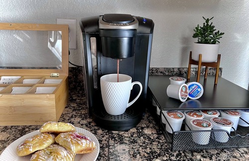 Broomfield House | Bright Home w/Huge backyard -20 min Denver/Boulder & 1 hour from ski resorts