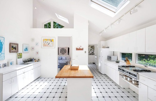 Northwest Harbor House | Bright & Modern East Hampton Retreat with Private Pool and Lush Yard