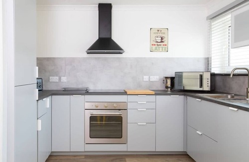 Selsey House | Bright Modern Selsey Seafront Home