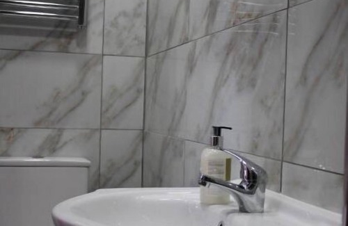 Peterborough Apartment | Bright Newly Refurbished Studio (Peterborough)