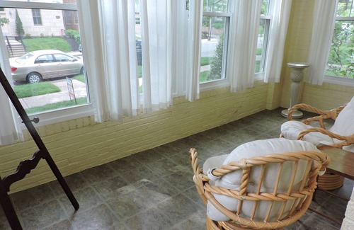 Bonnycastle Condo | Bright, Parkside condo with pool