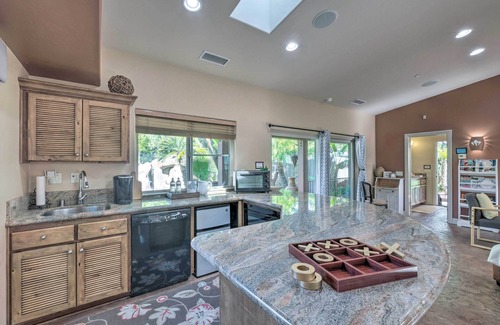 Poway Apartment | Bright Poway Studio w/Shared Outdoor Pool!