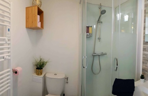 Le Puy-en-Velay Apartment | ★ Bright ★ Quiet ★ City centre ★ Easy Parking ★ WIFI ★