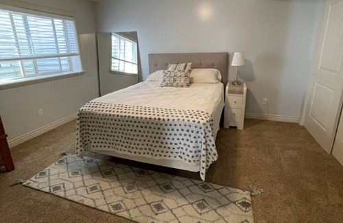 Layton Apartment | Bright, Quiet Neighborhood Basement Apartment