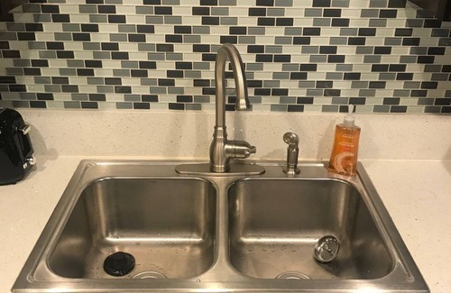 Los Angeles Condo | BRIGHT & SPACIOUS 3BR CONDO NEAR LAX + POOL, PARKING & YOGA ROOM!