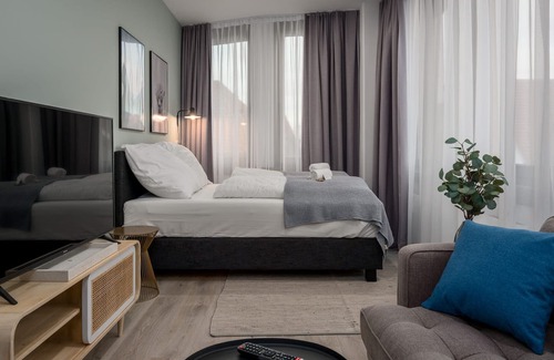 Lippstadt Apartment | ☆BRIGHT: Studio for 2 | City Center | Kitchen