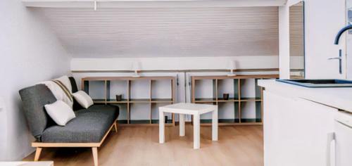 Republique - Tolstoi Apartment | Bright Studio in the heart of Lyon