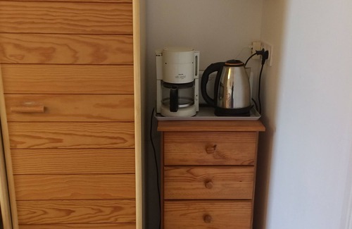 La Bourboule Apartment | Bright studio with balcony and wifi for 2/4 people in the center of town
