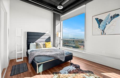 York University Heights Hotel | Bright Suites Finch West steps to Metro by hotel DUKE