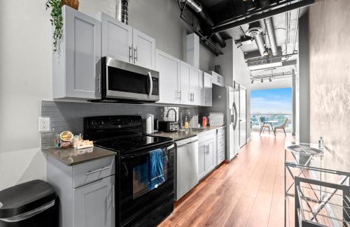 York University Heights Hotel | Bright Suites Finch West steps to Metro by hotel DUKE