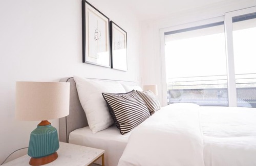 Favoriten Apartment | Bright & Wonderful Apartment at Oberlaa Therme