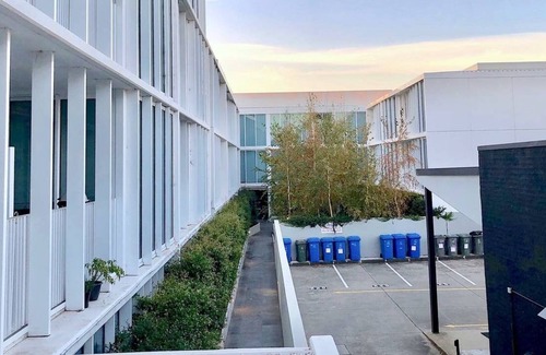 Brighton Apartment | Brilliant Brighton APT*Bayside*Parking*60'Smart TV