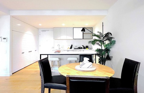 Werribee South Apartment | Brilliant Quay Blvd Apt Close to Wyndham Harbour