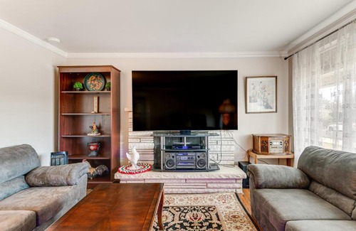 West Valley City House | Bring a Pet West Valley City House with Grill