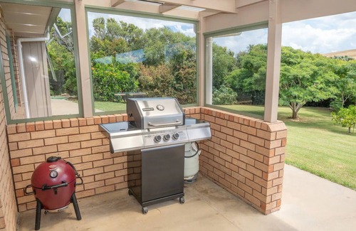 Doubtless Bay House | Bring the boat and the family!