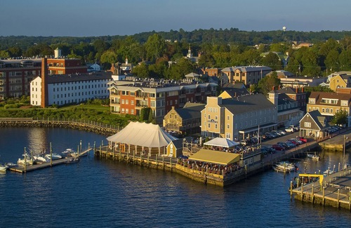 Bristol Apartment | Bristol Harbor Inn - One Bedroom Suite with Full Kitchen