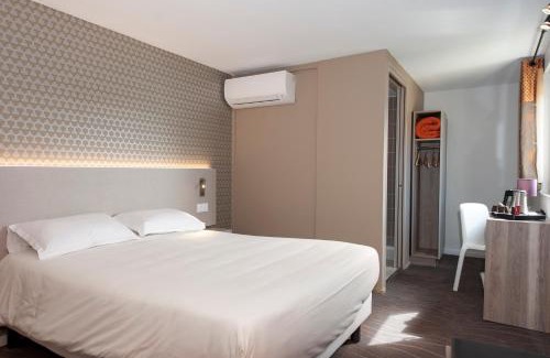 Avignon Hotel | Brit Hotel Avignon Sud Le Calendal