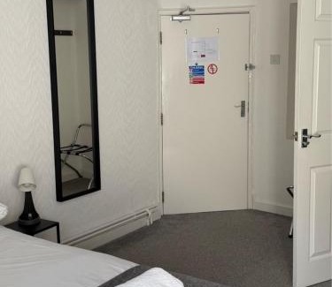 Sherborne House | Britannia inn