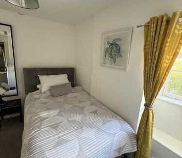 Sherborne House | Britannia inn