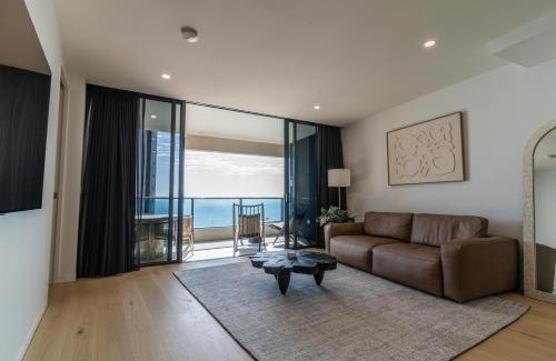 Broadbeach Apartment | Broadbeach Luxury Ocean View Apartment - Oracle Tower 1 - 1Bed 1Study 1Bath 1Car