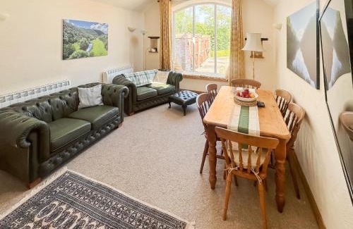 East Drayton House | Broadlea