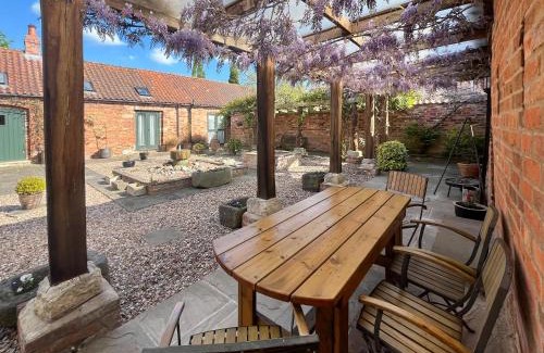 East Drayton House | Broadlea