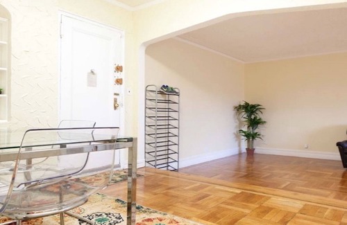 Tremont Apartment | Bronx Home - 30 minutes from midtown Manhattan!