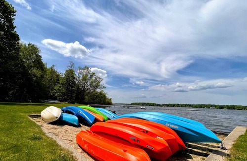 Grawn House | Brookside Cottages and Resort Mason Creek
