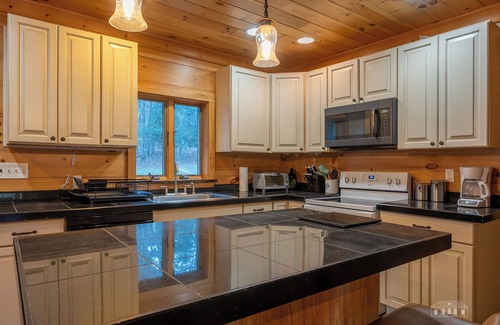 Wilmington House | Brookside Pines | 3 bd 2.5 bath in Wilmington, NY
