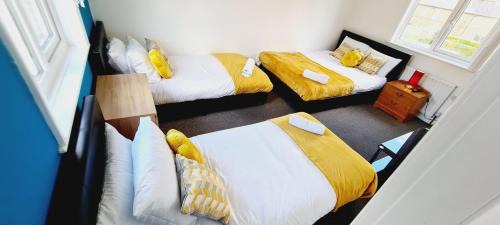 Derby House | Browning House Bedrooms I Long or Short Stay I Special Rate Available