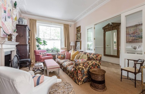 Campden Apartment | Brunswick Gardens II by onefinestay