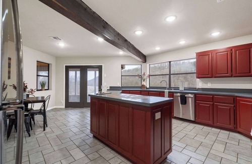 Little Flock House | Brush Creek Ranch, 10 Minutes to Bentonville