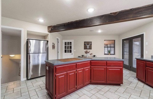 Little Flock House | Brush Creek Ranch, 10 Minutes to Bentonville