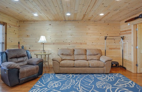 Bryant Apartment | Bryant Retreat: Private Hot Tub, Pool Access!