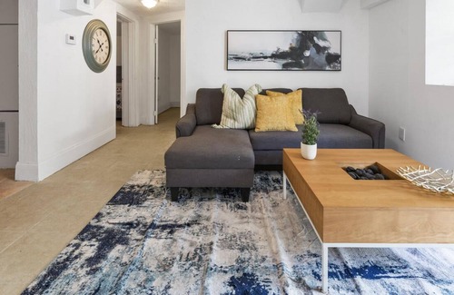 Pittsburgh Apartment | Bsmt Suite near Stadium w/Parking Coffee, BBQ, AC