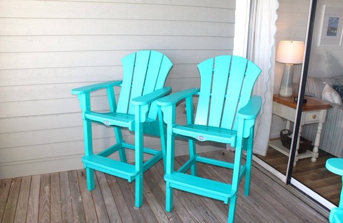 Manteo Condo | Buccaneer Village 1014 - Sound Front Escape