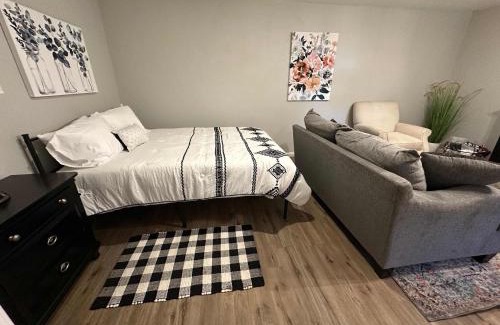 Gilmer Apartment | Buckeye Retreat