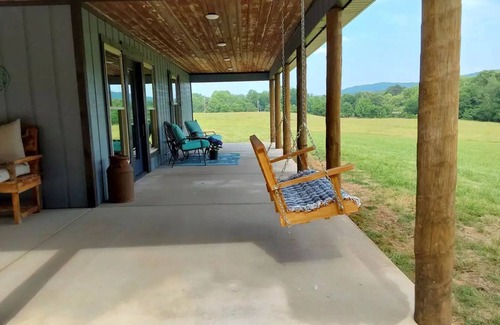 Caddo Gap Cabin | Bucks Ridge Cabin on the South Fork Creek of the Caddo River