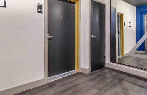 Soulard Apartment | Bud Brewery + Eats | Pool & Gym | Zencity