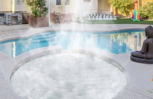 Green Valley North House | Buddha Play | Modern | Pool & Spa Near Vegas strip