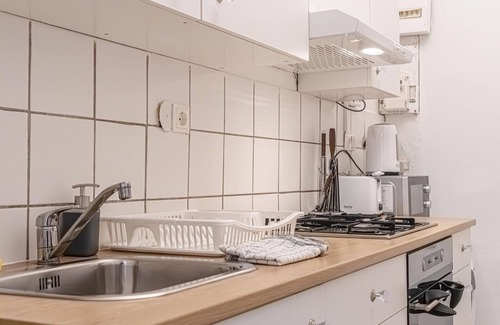 Rudolfsheim-Funfhaus Apartment | Budget-Friendly 2BR Apt. with Great Location