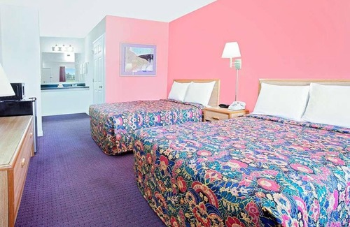 Muskogee Hotel | Budget-friendly Accommodation at Knights Inn Muskogee! 2 Convenient Units