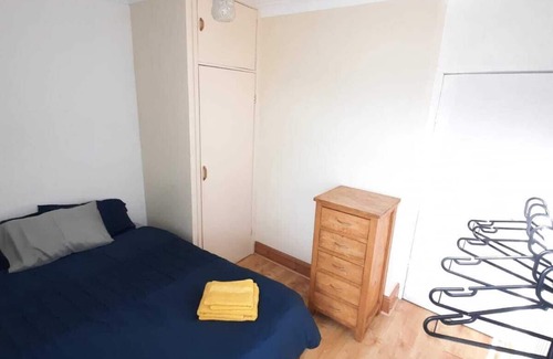St. Thomas House | Budget-Friendly Spacious 5-Bedroom House