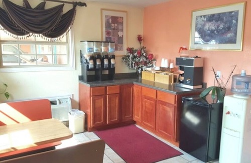 Coleman Hotel | Budget In