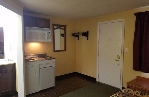Keokuk Hotel | Budget Inn - Keokuk