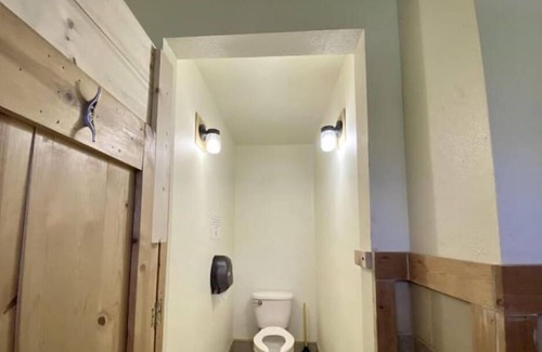 Heise Apartment | Buffalo Bill Cabin At Mountain River Ranch