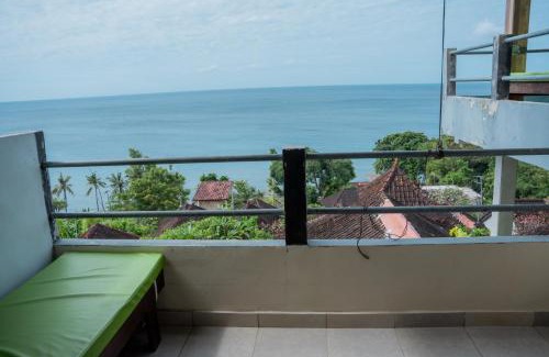 Amed House | Bukit Indah Homestay
